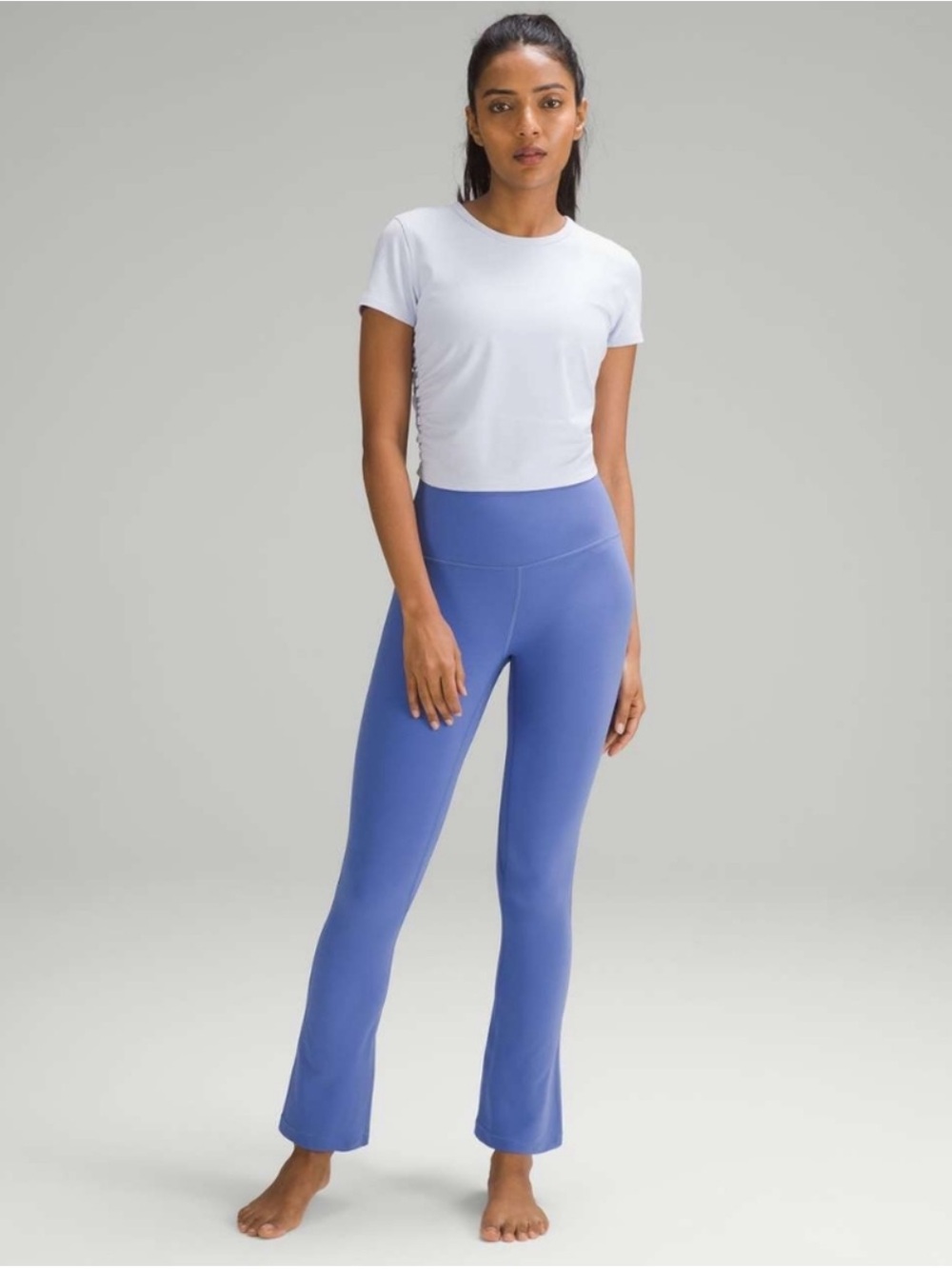 Lululemon Size 6 High-Rise Flare Workout Pants in Periwinkle